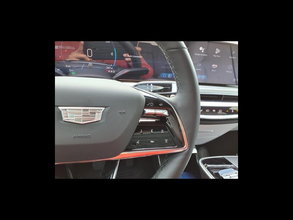 2025 Cadillac LYRIQ Sport 1