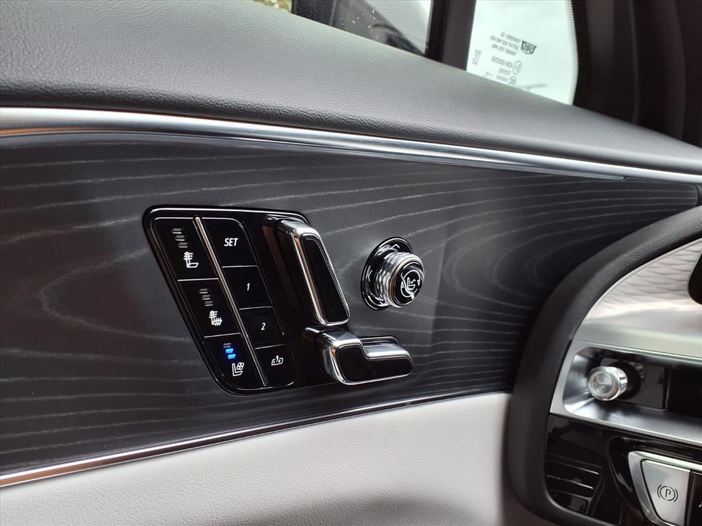 2026 Cadillac LYRIQ Premium Sport