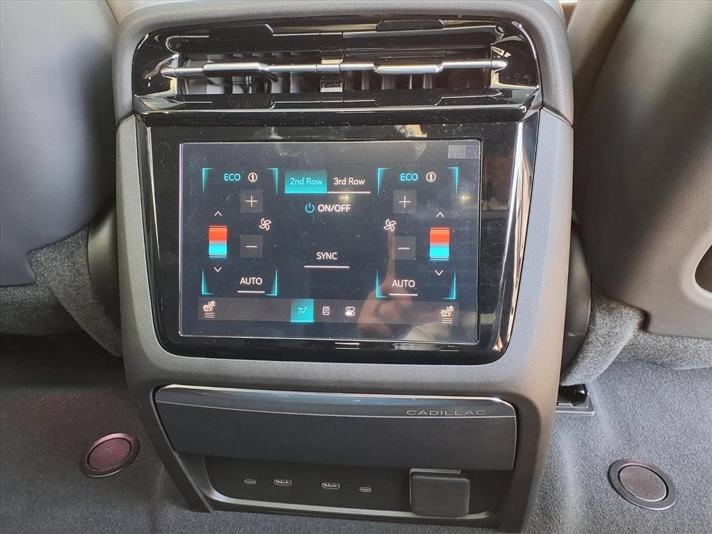 2026 Cadillac ESCALADE IQL Sport