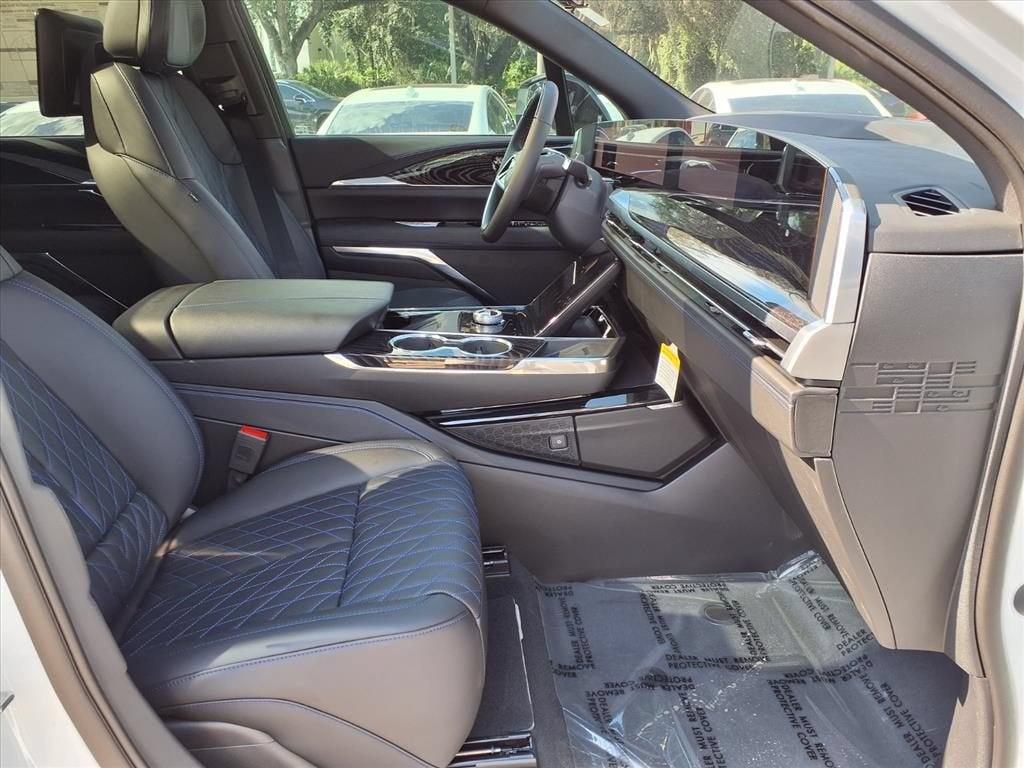 2026 Cadillac ESCALADE IQL Sport
