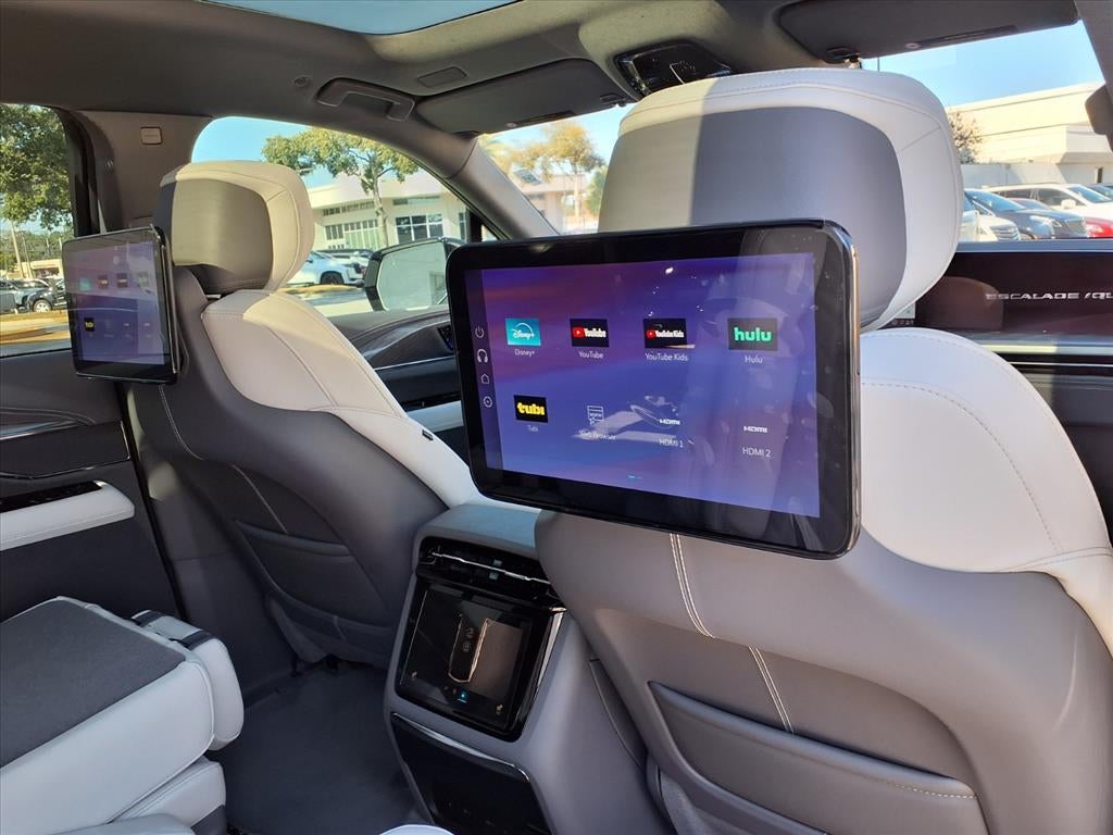 2026 Cadillac ESCALADE IQL Sport