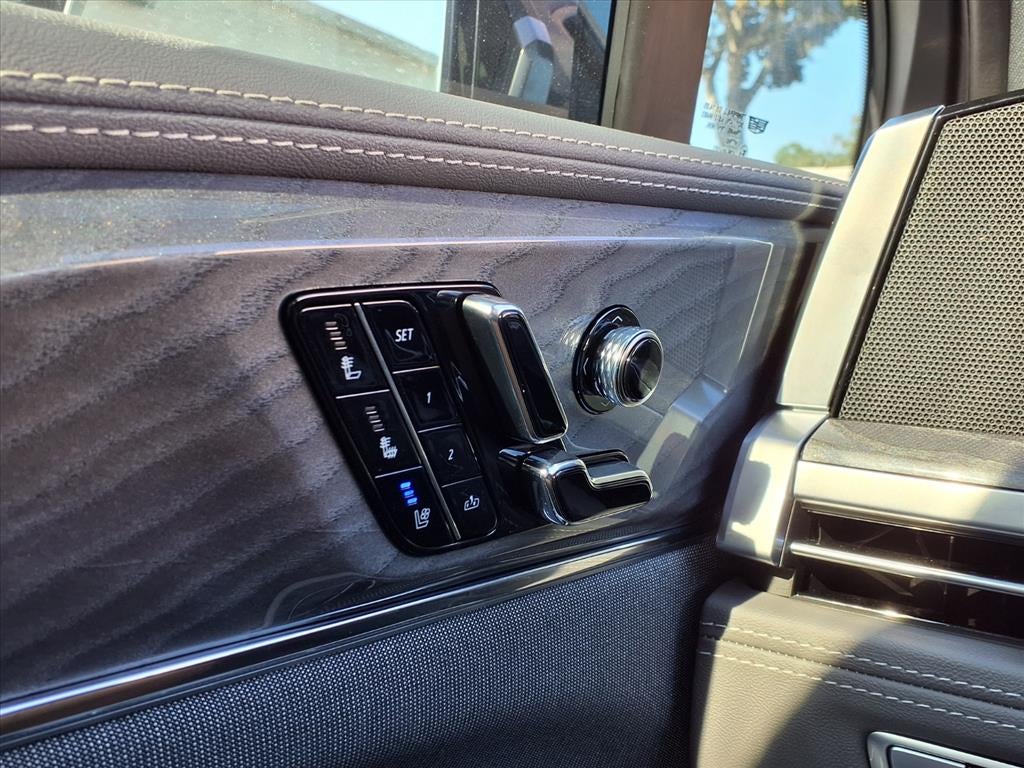 2026 Cadillac ESCALADE IQL Sport