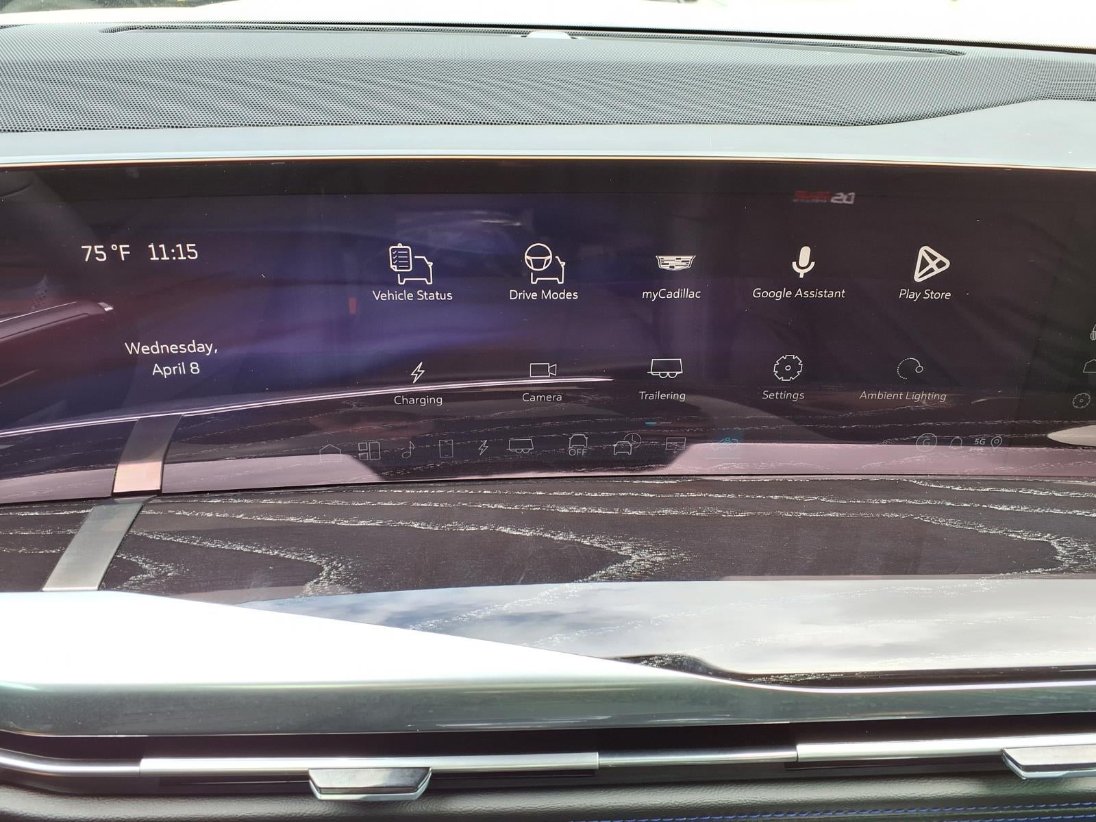 2026 Cadillac ESCALADE IQL Sport