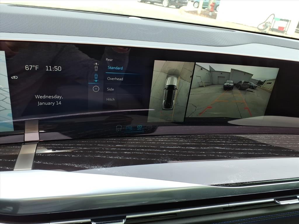 2026 Cadillac ESCALADE IQL Sport