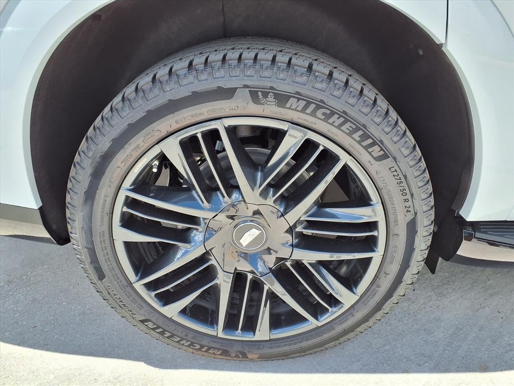 2026 Cadillac ESCALADE IQL Sport