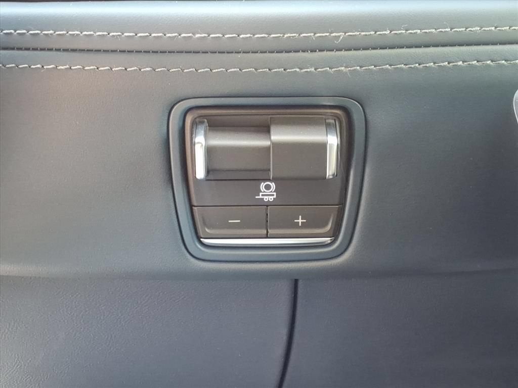 2026 Cadillac ESCALADE IQL Premium Sport