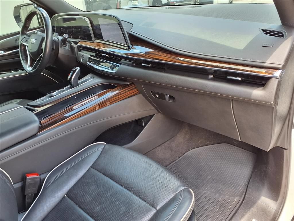 2022 Cadillac Escalade Premium Luxury
