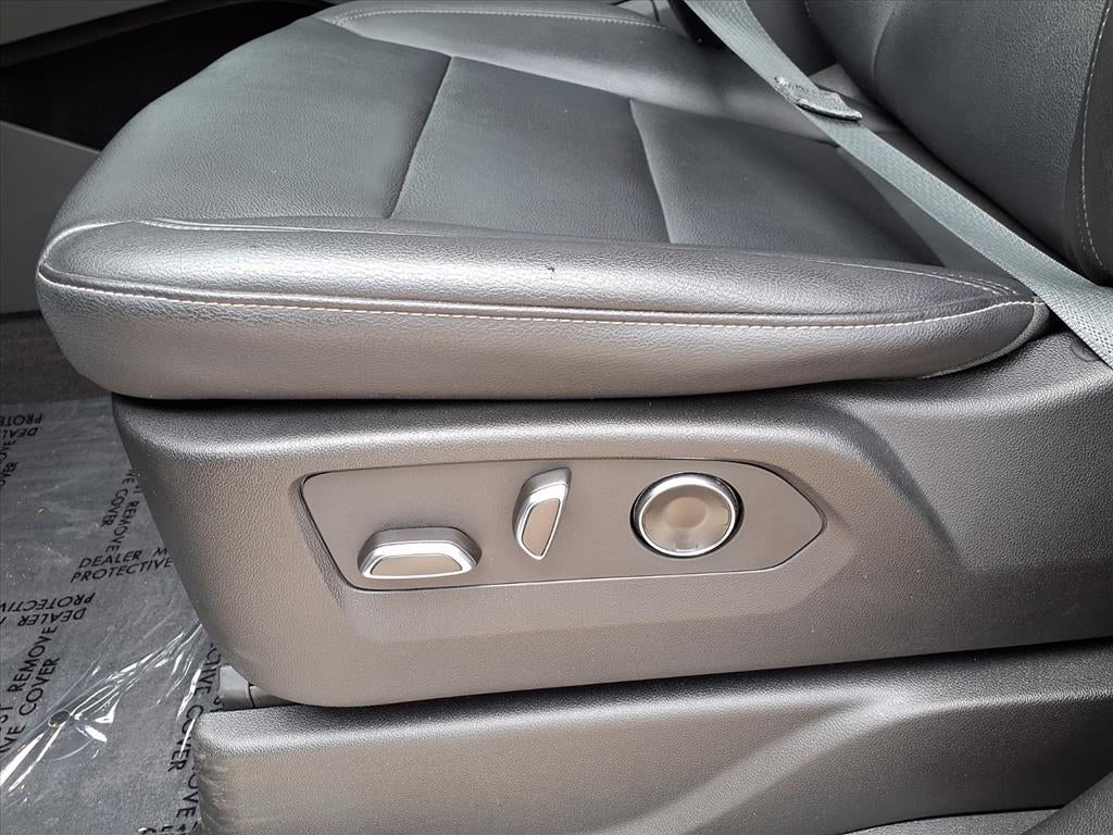 2024 Cadillac Escalade ESV Luxury