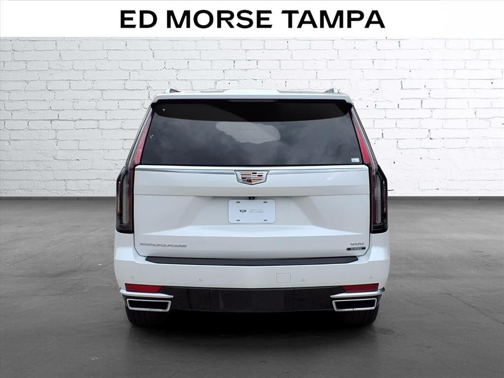 2024 Cadillac Escalade ESV Luxury