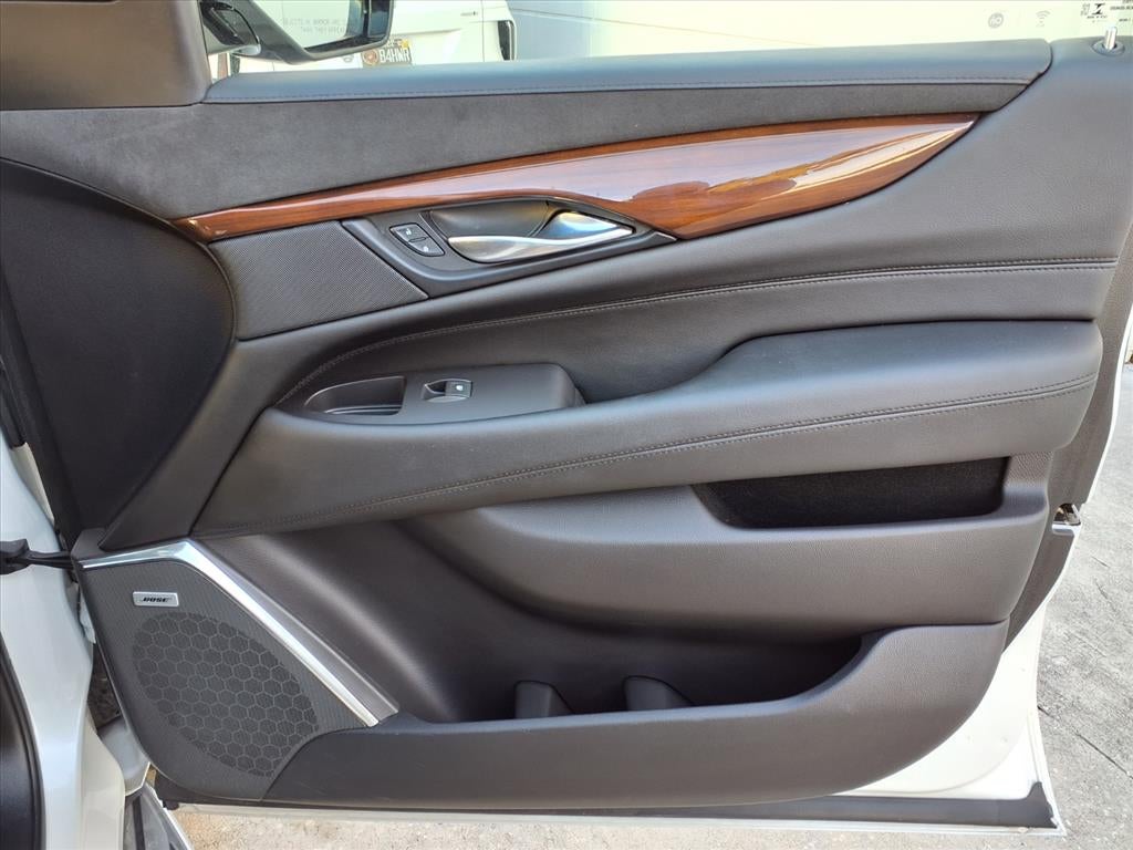 2019 Cadillac Escalade Luxury