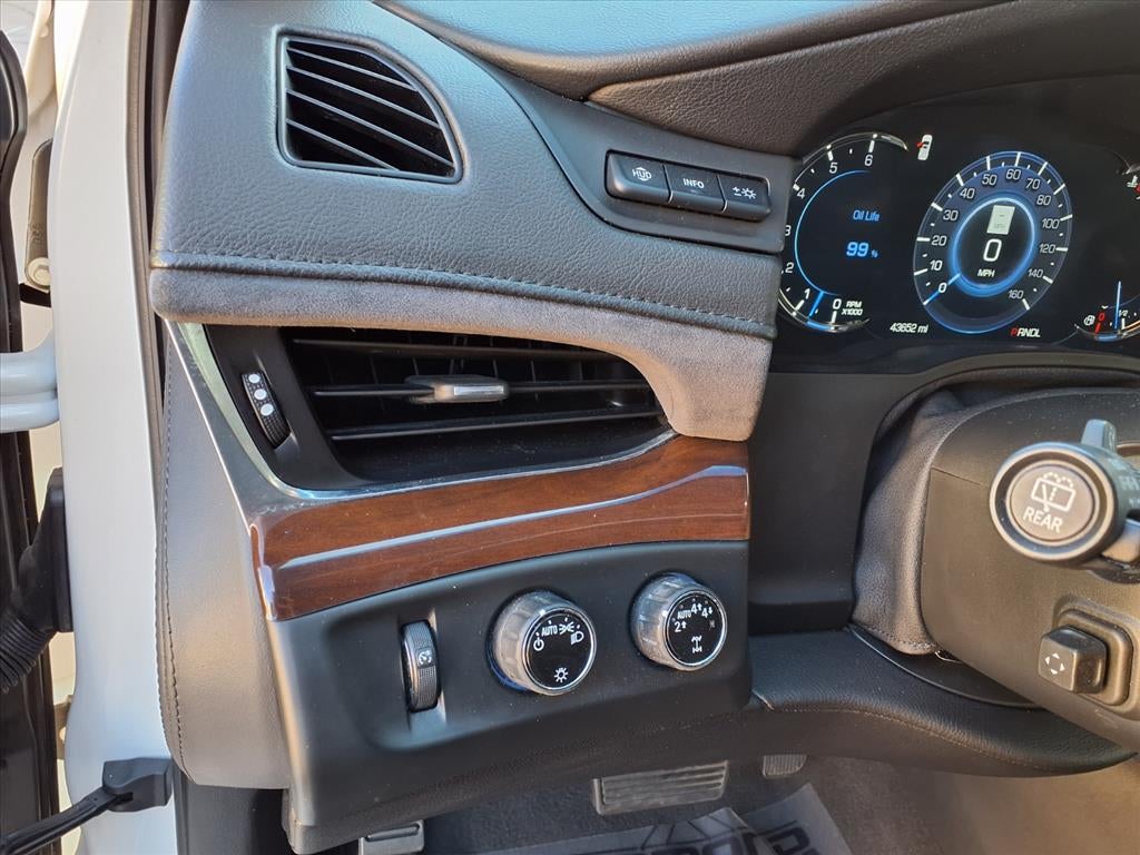 2019 Cadillac Escalade Luxury