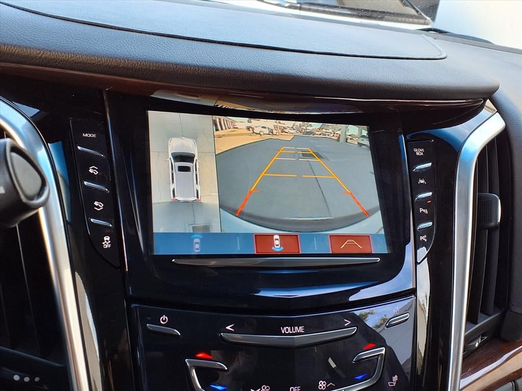 2019 Cadillac Escalade Luxury