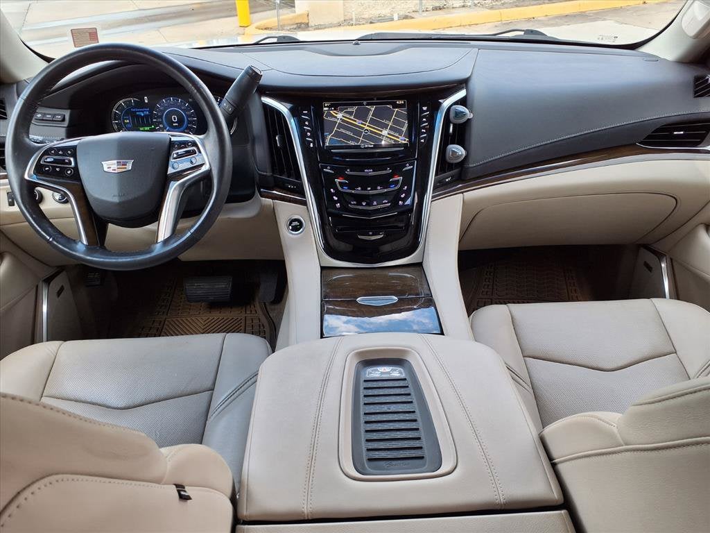 2018 Cadillac Escalade Luxury