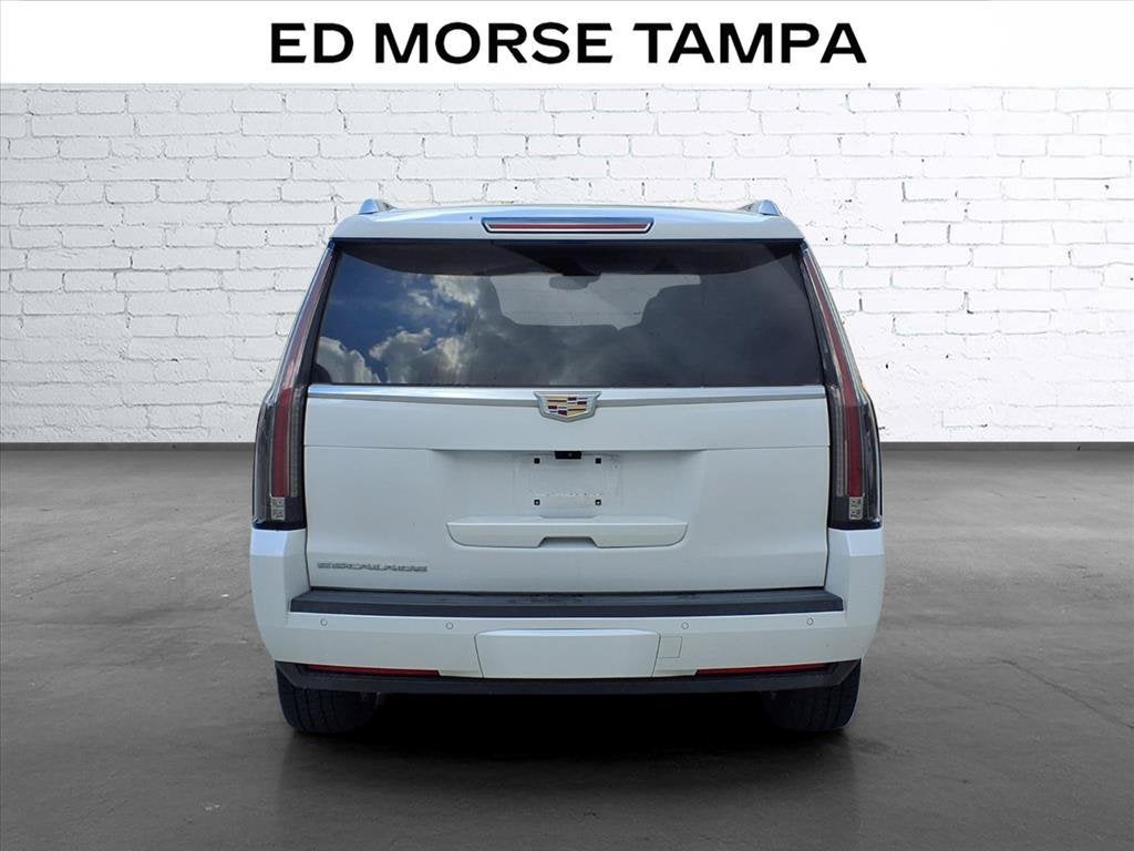 2018 Cadillac Escalade Luxury