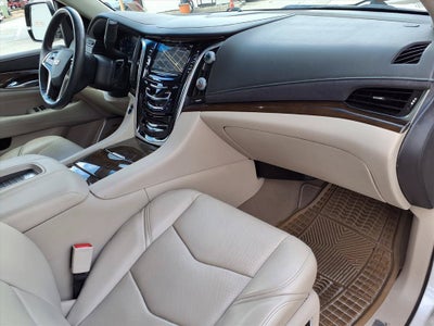 2018 Cadillac Escalade Luxury