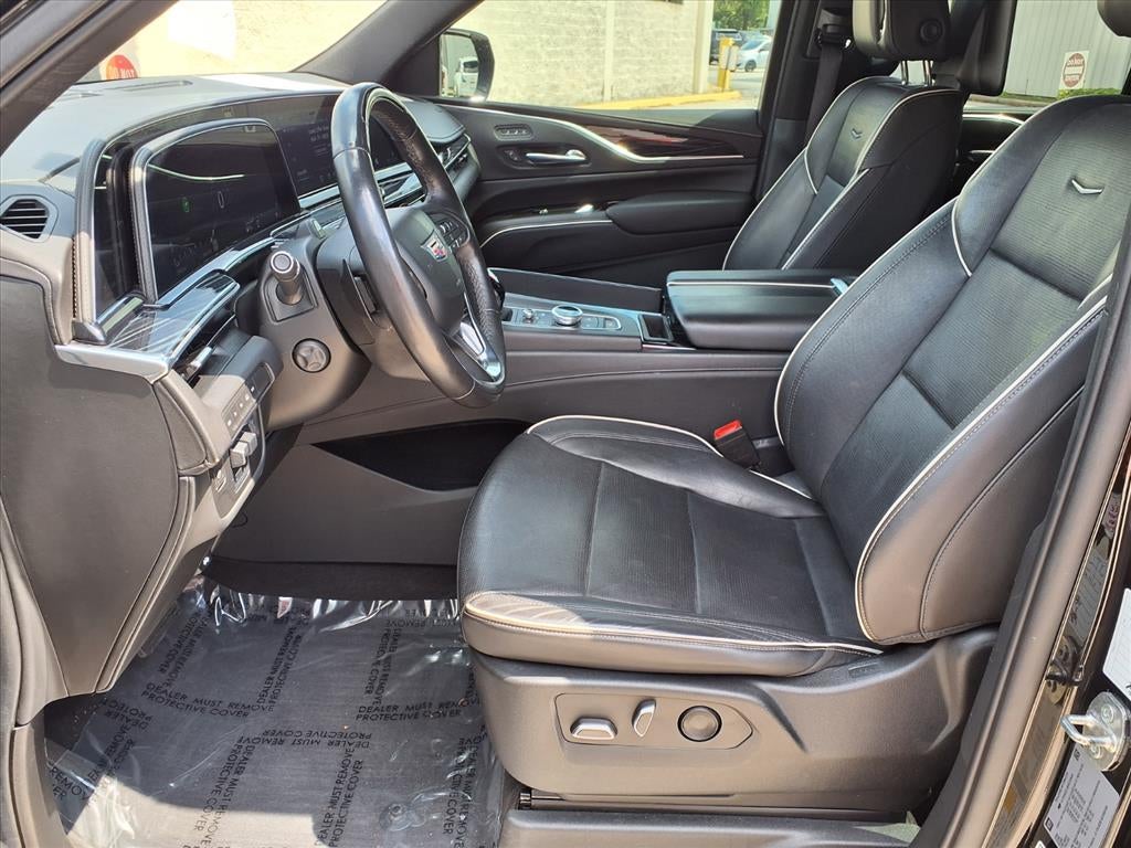 2022 Cadillac Escalade Sport