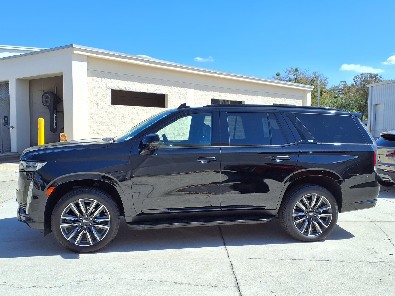 2024 Cadillac Escalade Sport