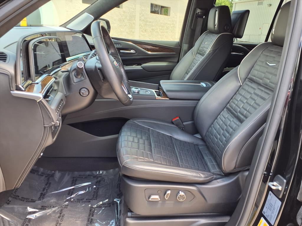 2023 Cadillac Escalade Sport Platinum