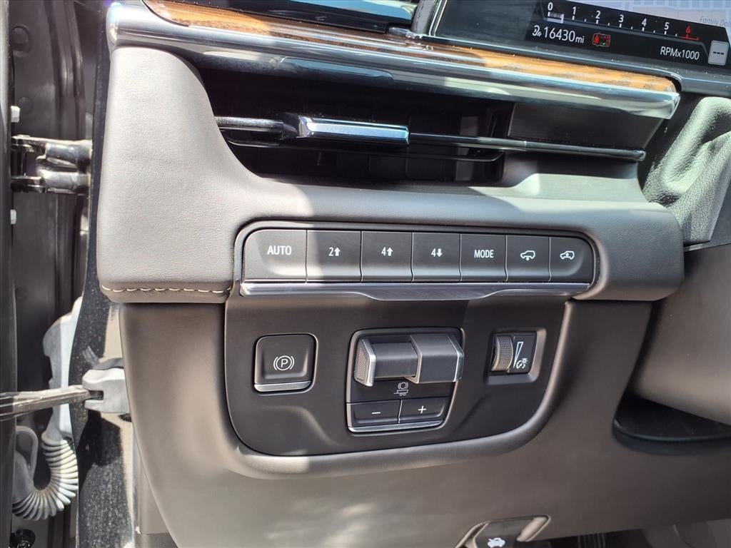 2023 Cadillac Escalade Sport Platinum