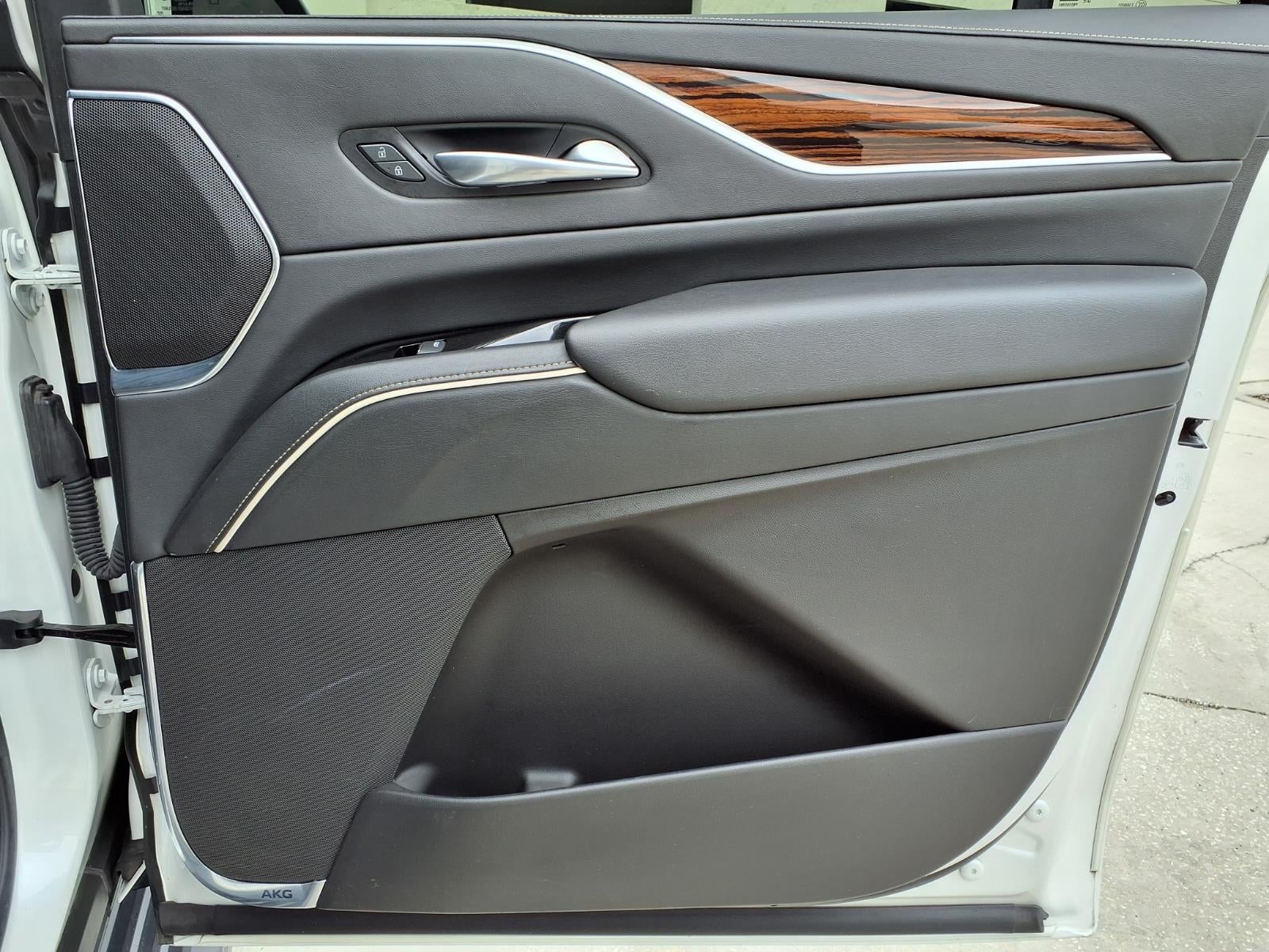 2022 Cadillac Escalade ESV Premium Luxury