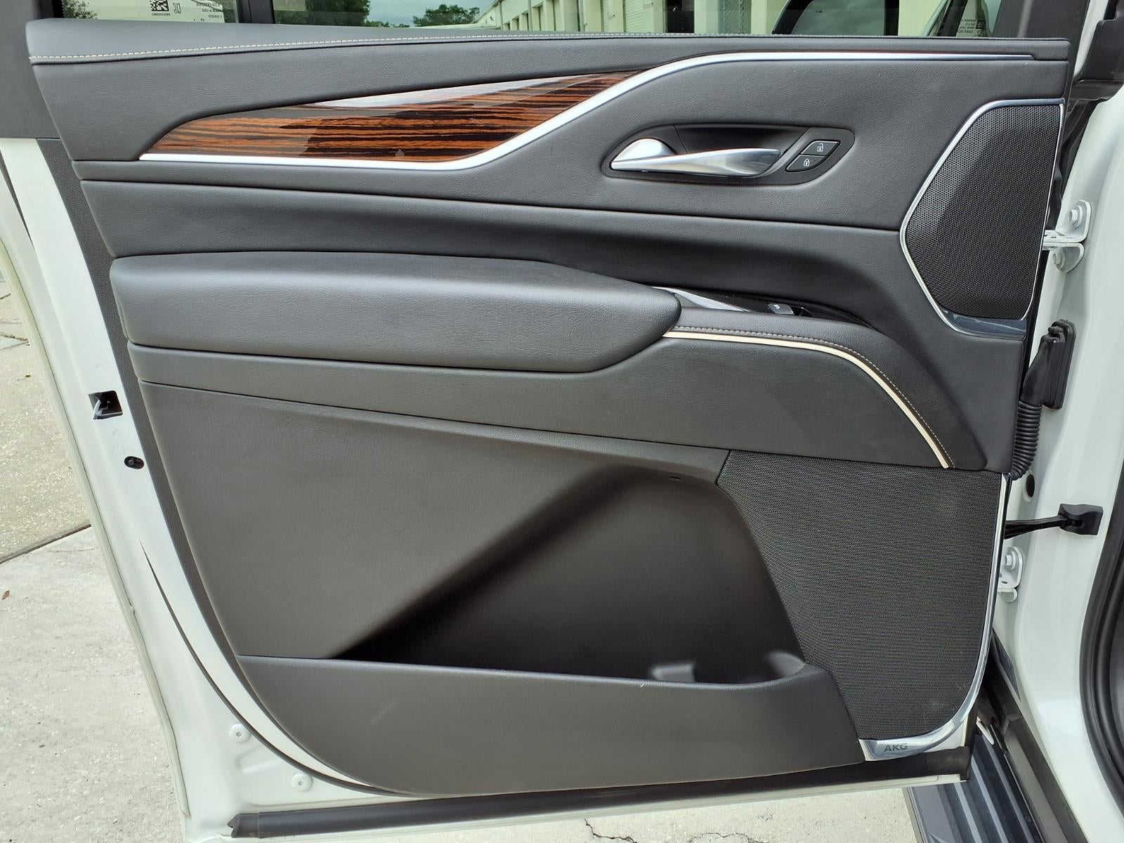 2022 Cadillac Escalade ESV Premium Luxury
