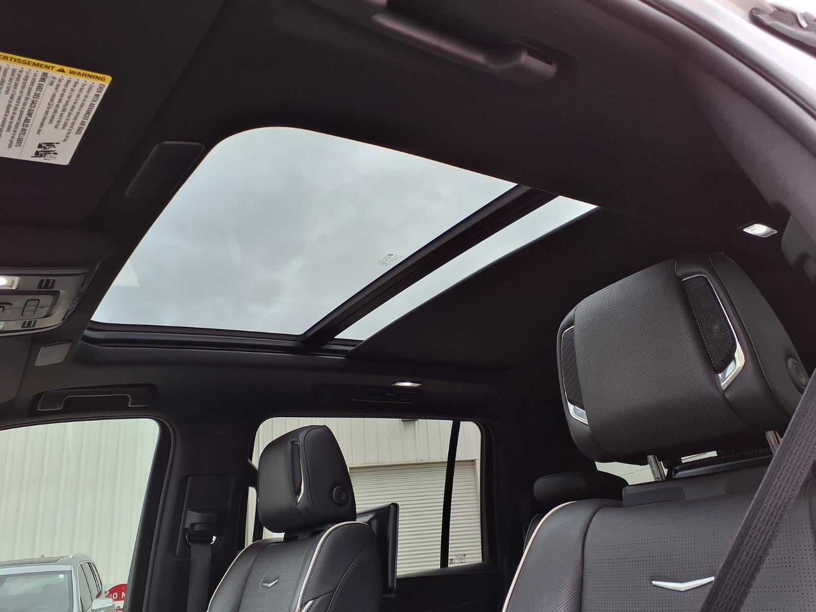 2022 Cadillac Escalade ESV Premium Luxury