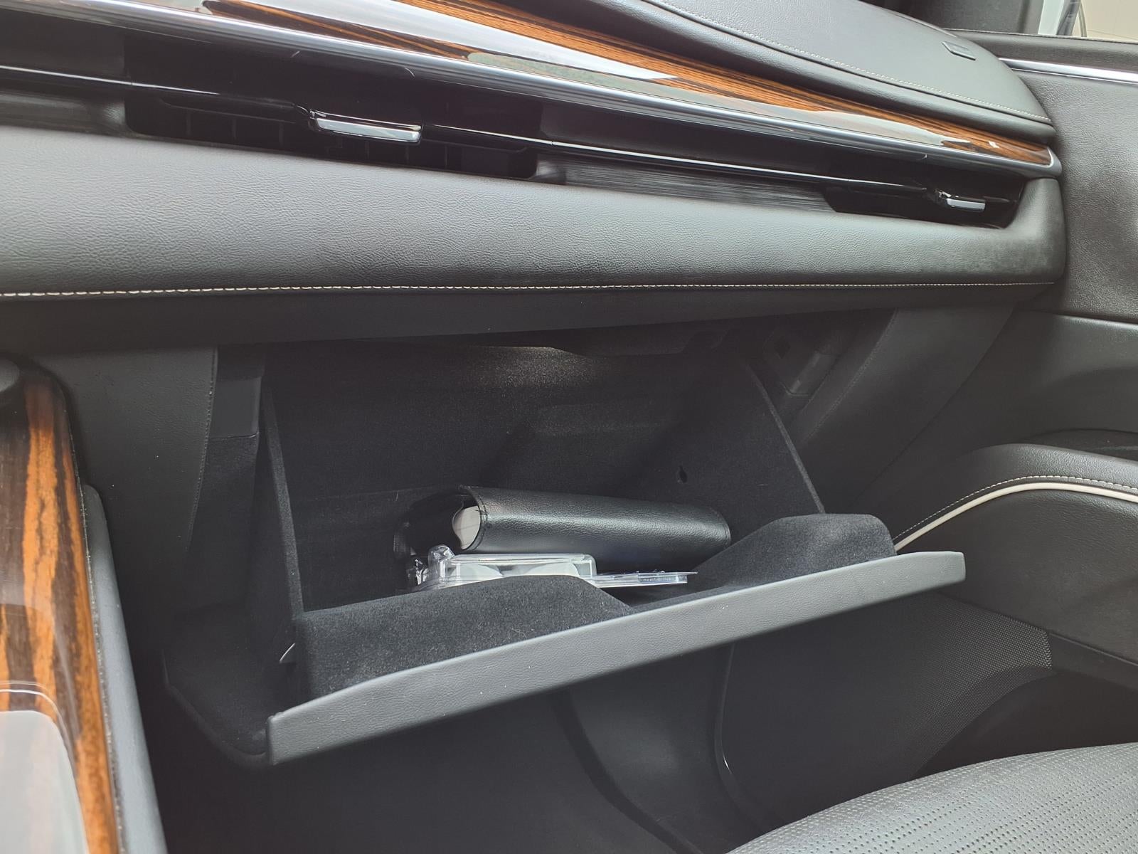 2022 Cadillac Escalade ESV Premium Luxury