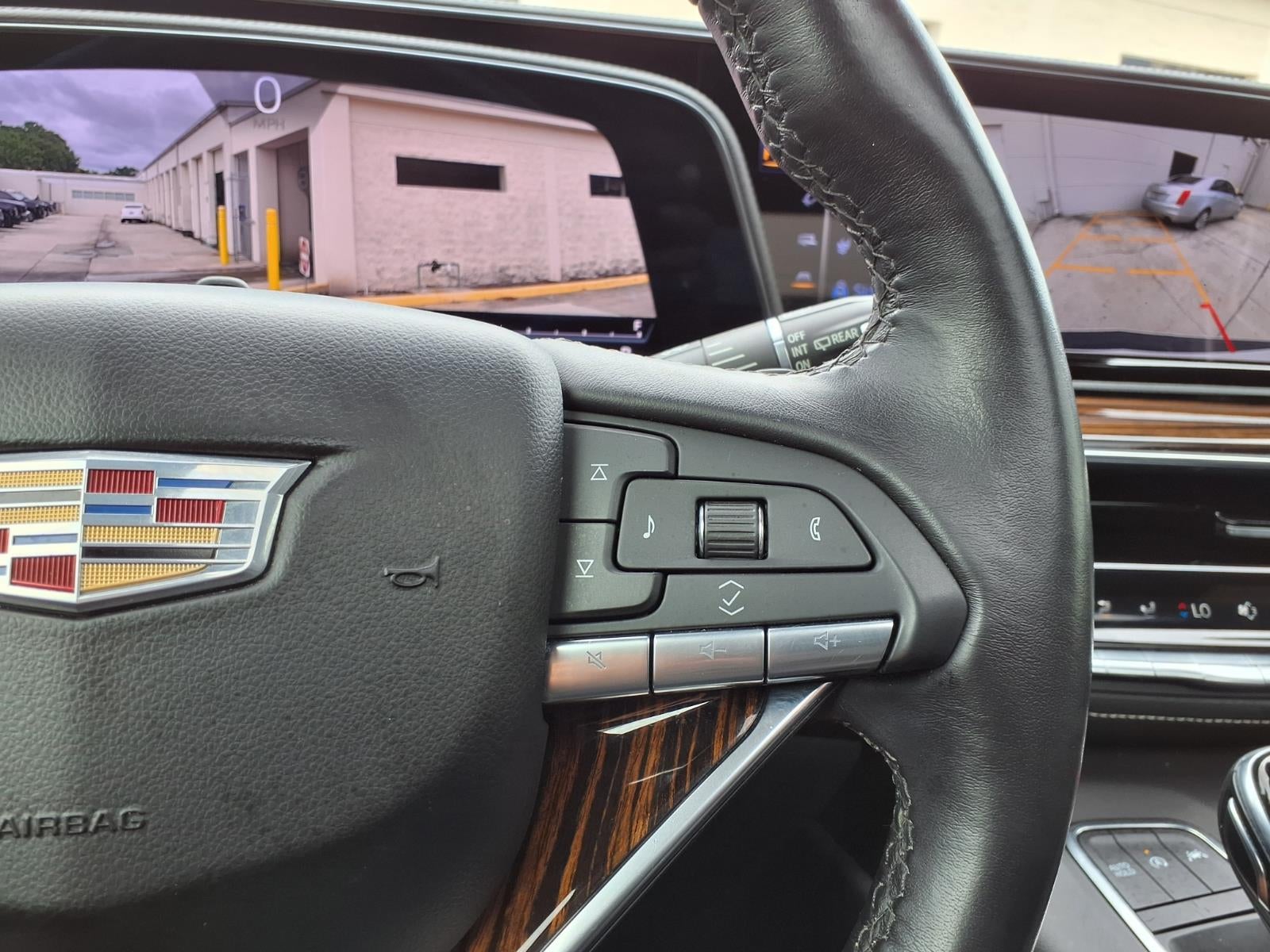 2022 Cadillac Escalade ESV Premium Luxury