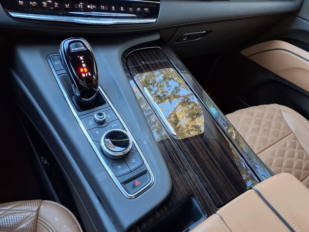 2023 Cadillac Escalade ESV Premium Luxury