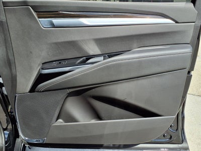 2025 Cadillac Escalade Luxury