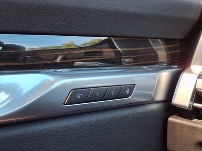 2025 Cadillac Escalade Luxury