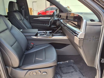 2025 Cadillac Escalade Luxury