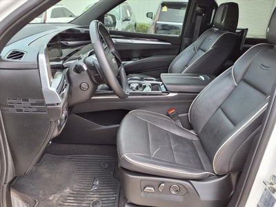 2025 Cadillac Escalade ESV Sport