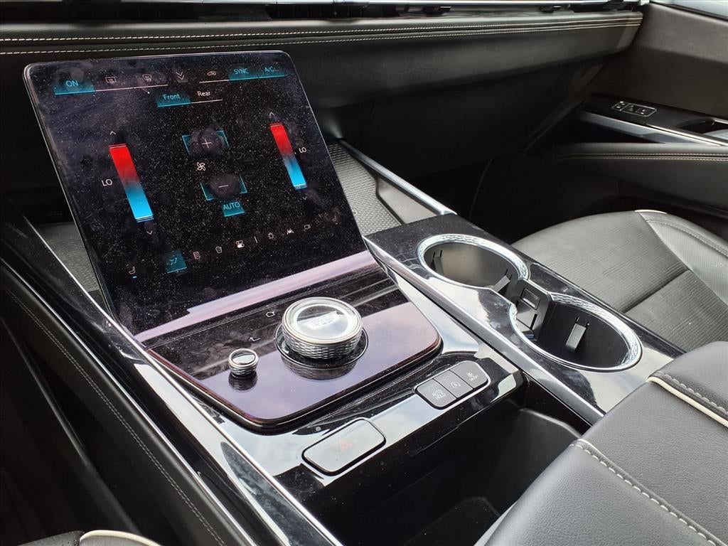 2025 Cadillac Escalade ESV Sport