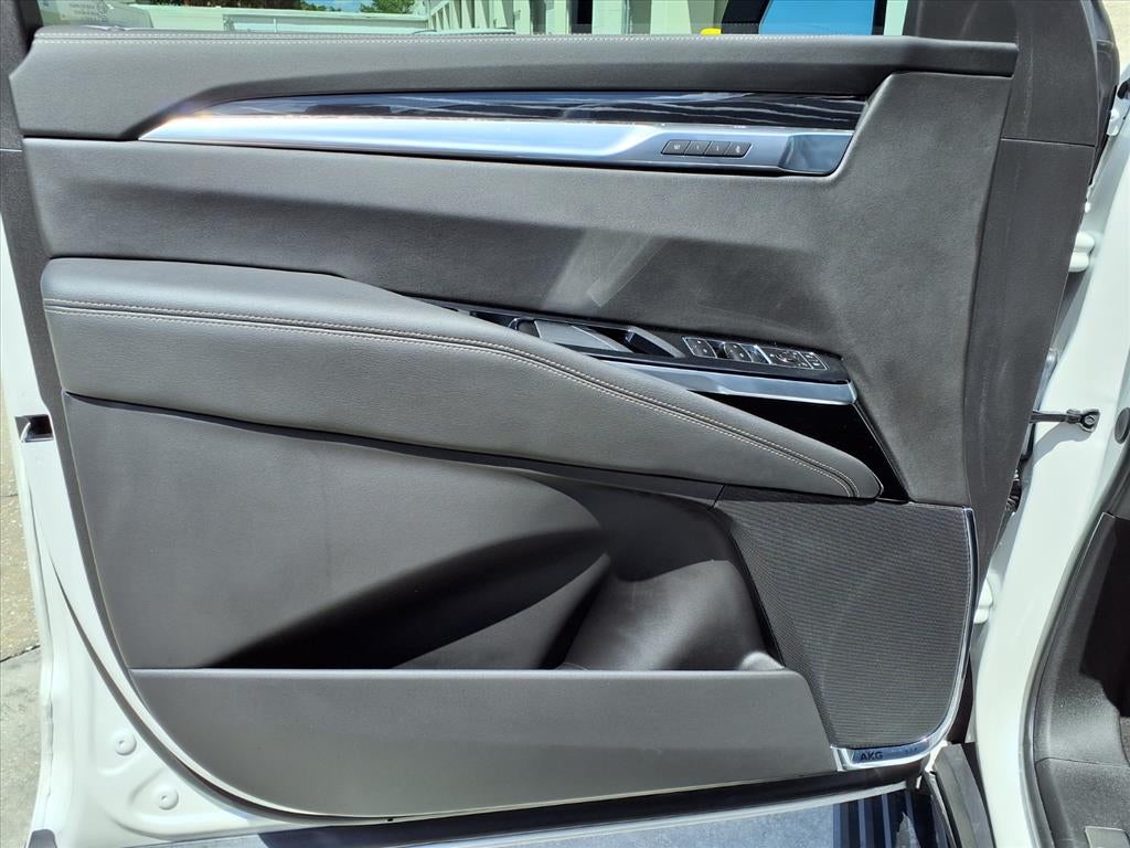 2025 Cadillac Escalade ESV Sport