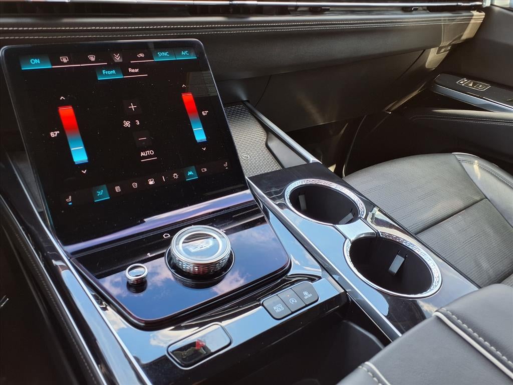 2025 Cadillac Escalade ESV Sport
