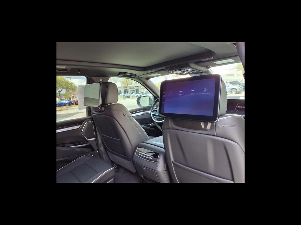 2026 Cadillac Escalade Luxury