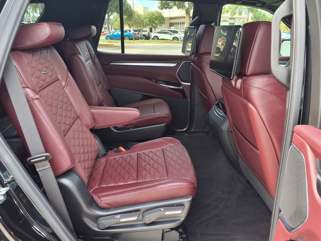 2026 Cadillac Escalade Luxury