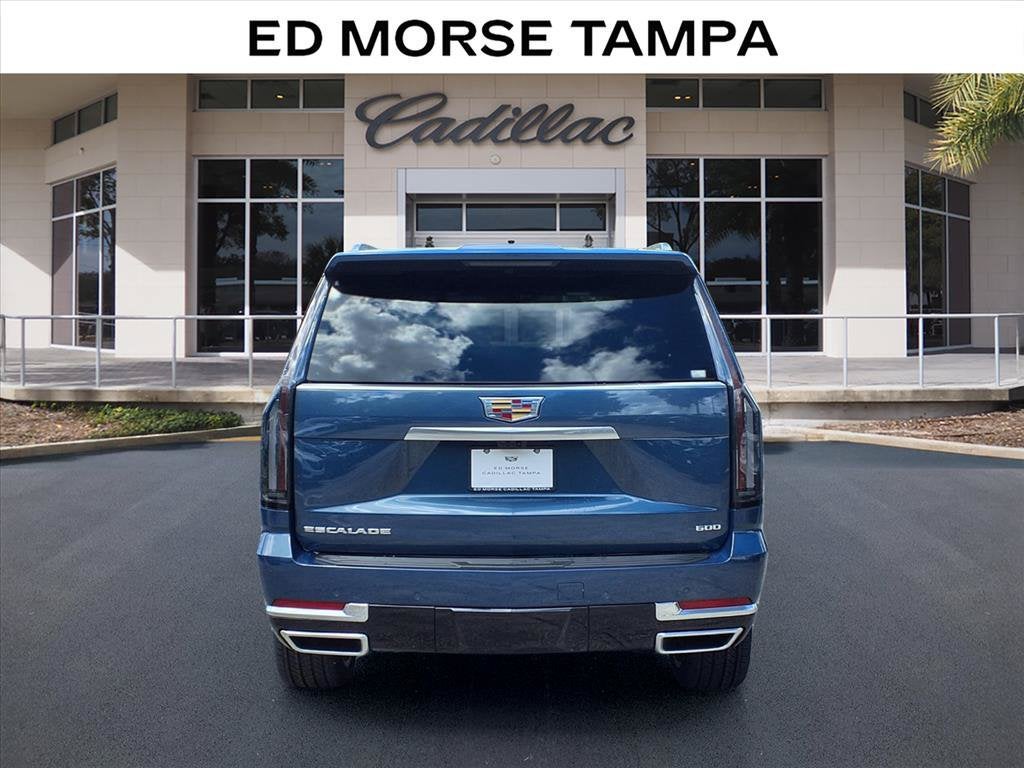 2026 Cadillac Escalade Luxury