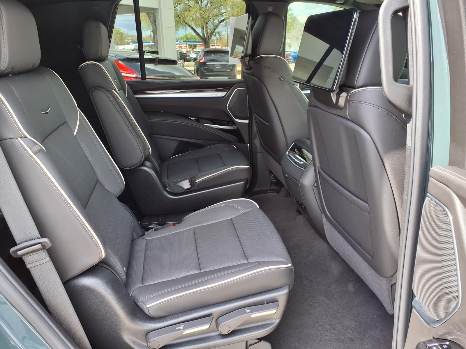 2026 Cadillac Escalade Luxury