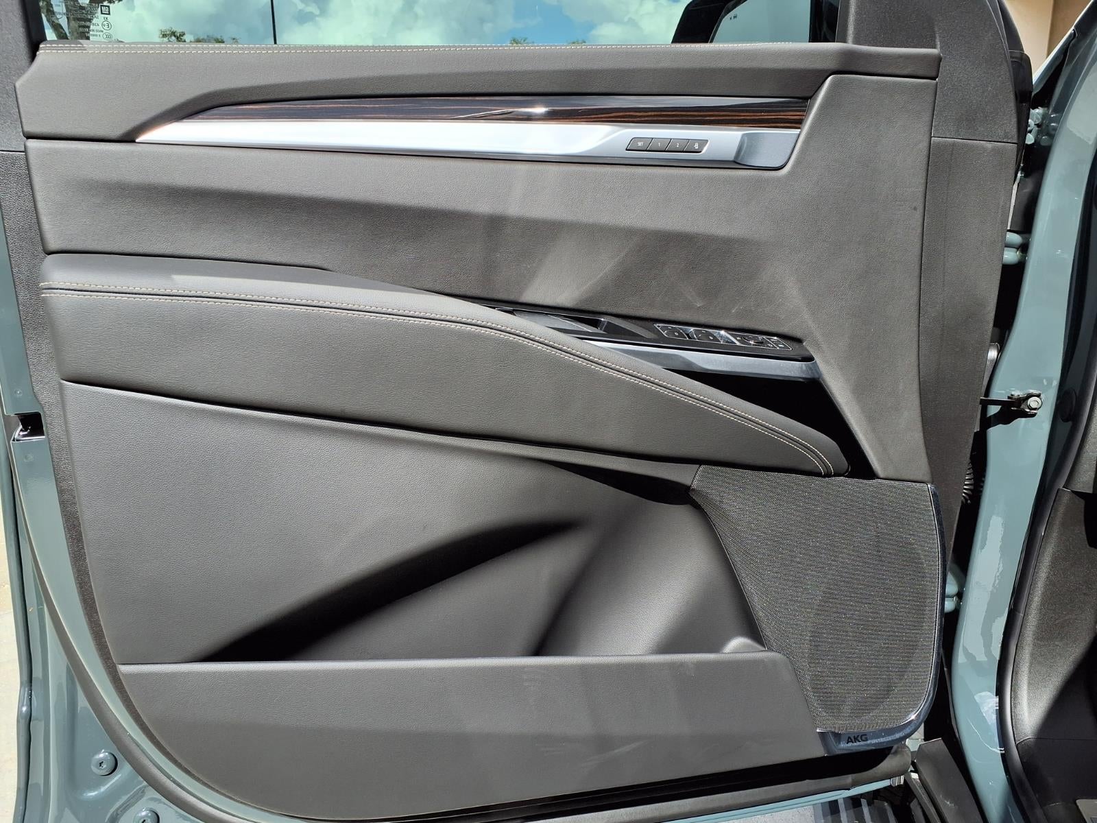 2026 Cadillac Escalade Luxury