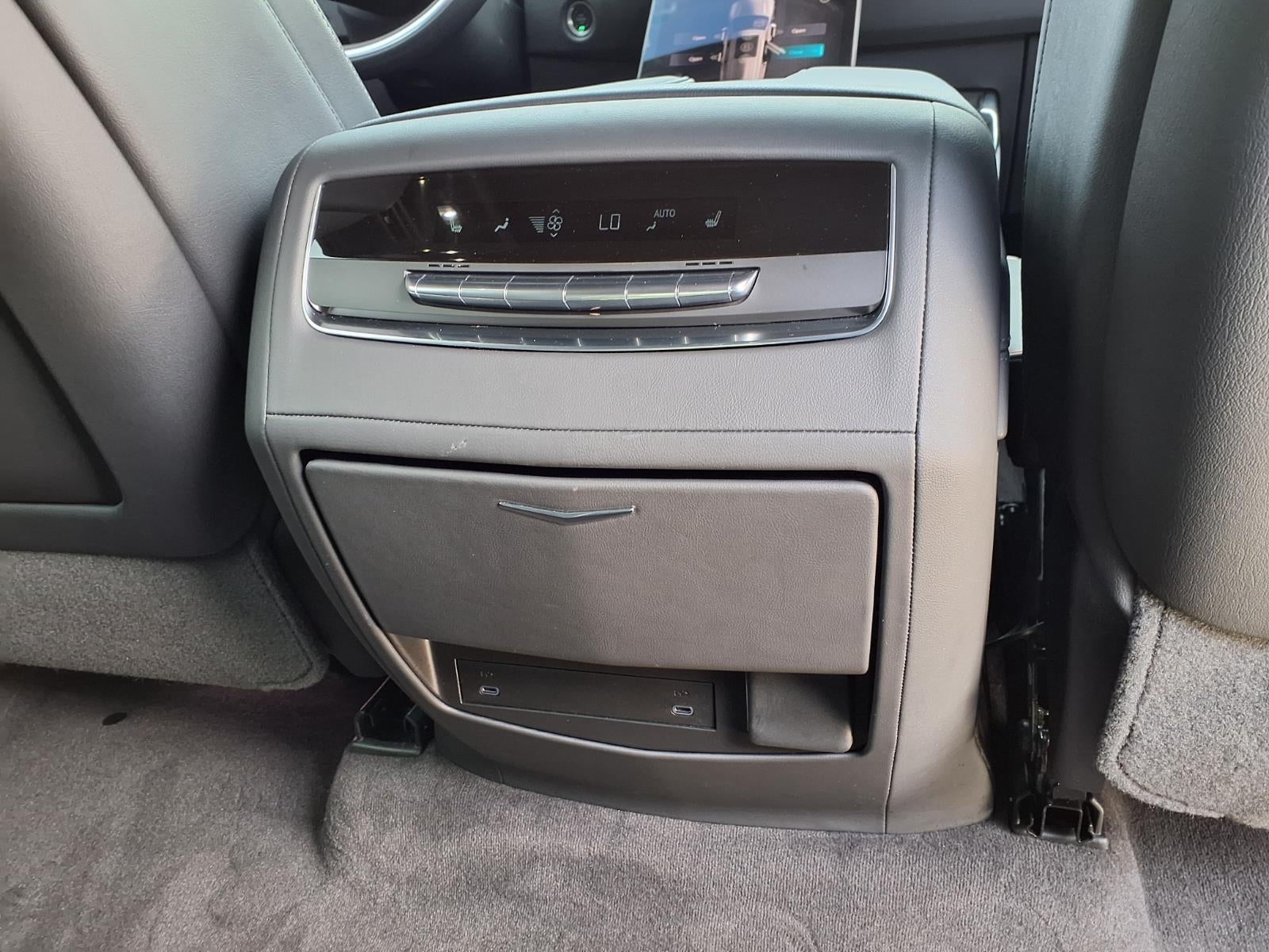 2025 Cadillac Escalade Premium Luxury