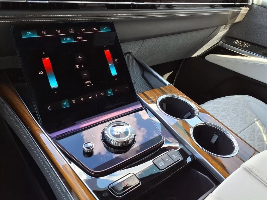 2025 Cadillac Escalade Premium Luxury Platinum - Photo 26