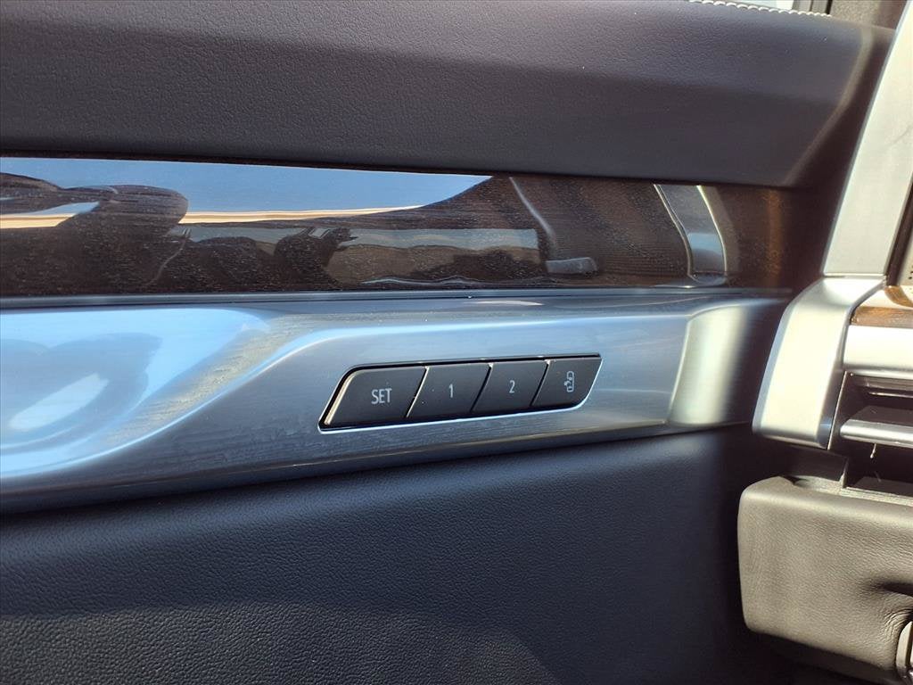 2027 Cadillac Escalade 4WD Platinum Sport