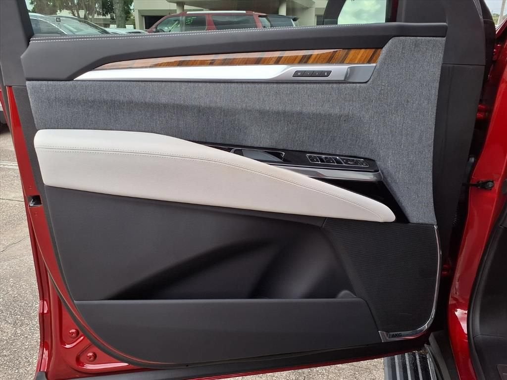 2026 Cadillac Escalade Platinum Sport