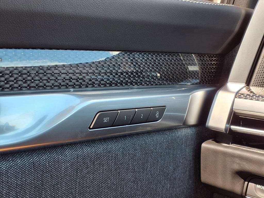 2026 Cadillac Escalade V-Series - Photo 28