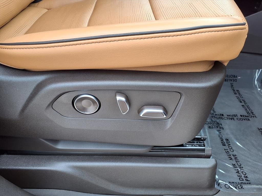 2026 Cadillac Escalade ESV Luxury - Photo 10