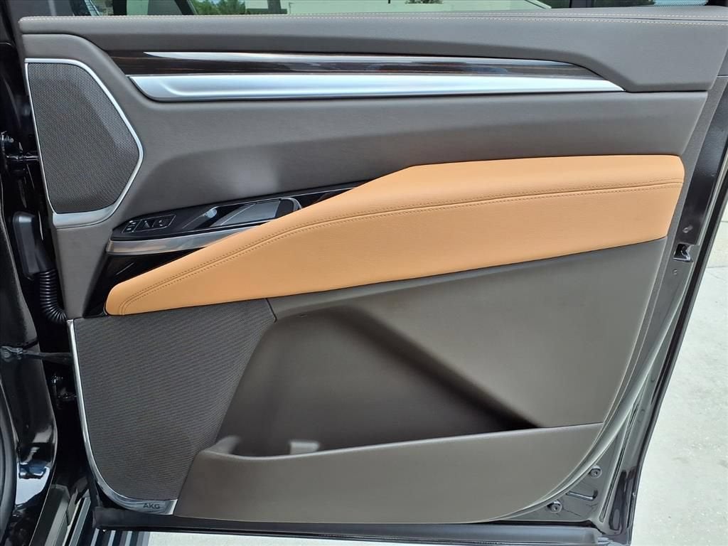 2026 Cadillac Escalade ESV Luxury - Photo 12