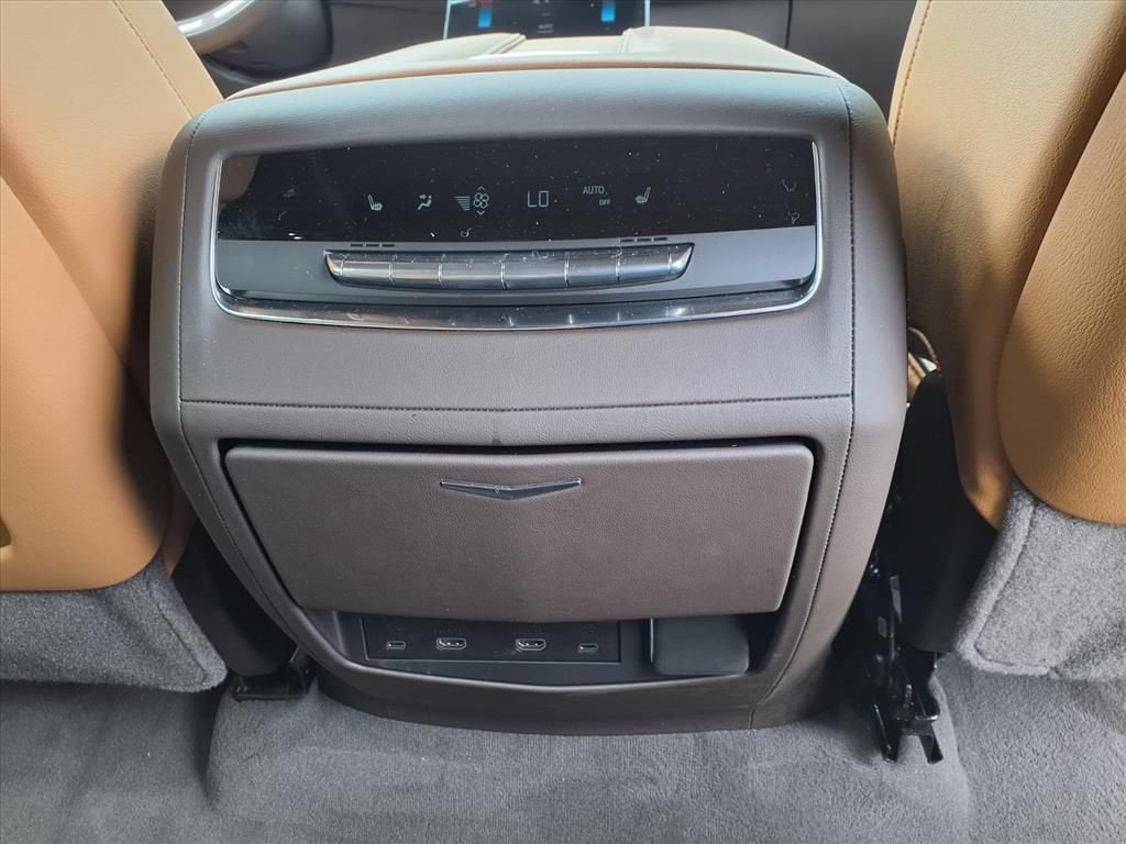 2026 Cadillac Escalade ESV Luxury - Photo 15