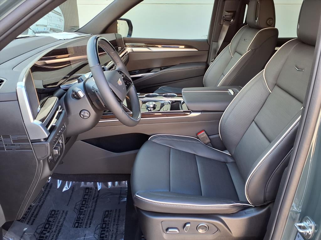 2026 Cadillac Escalade ESV Luxury